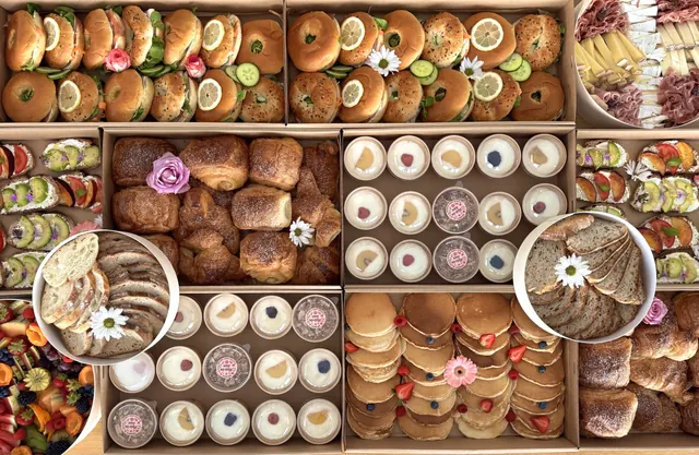 Buffet brunch préparé pour un événement